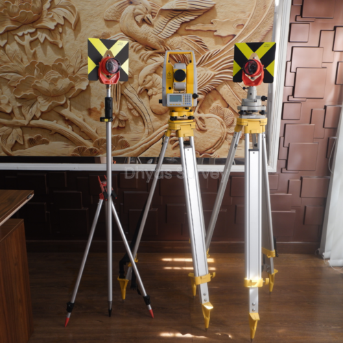 19 Total Station South NTS332R10 Akurasi 2 Detik