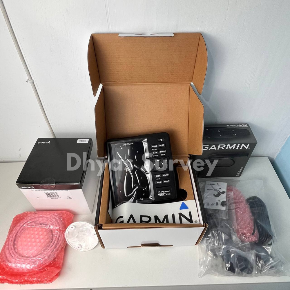 Garmin 585 plus tranducer GT20M TM GPS Fishfinder Fullset